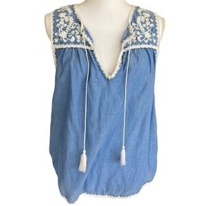 Joie Women’s Size XS Chambray Blue White Embroidered Tassel Neck Sleeveless Top